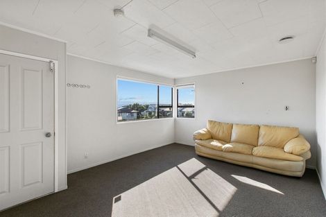 Photo of property in 23 Sheralee Place, Bucklands Beach, Auckland, 2014