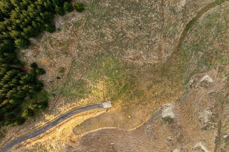 Photo of property in 1 Raratu Road, Kahuranaki, 4295