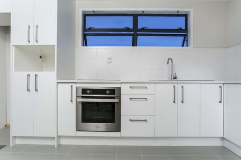 Photo of property in 420/18 Sunnyhaven Avenue, Beach Haven, Auckland, 0626