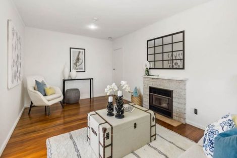 Photo of property in 13 Alamein Road, Panmure, Auckland, 1072