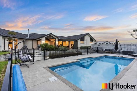 Photo of property in 75 Waimanu Awa Road, Runciman, Drury, 2579