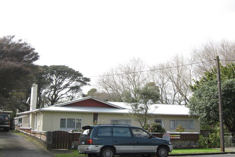 Photo of property in 15 Pukenui Street, Strandon, New Plymouth, 4312