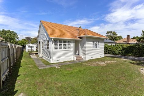 Photo of property in 214 College Street, West End, Palmerston North, 4412