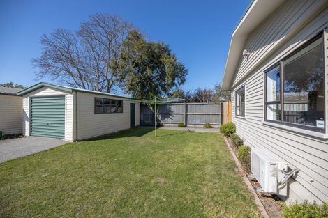 Photo of property in 166a Breezes Road, Aranui, Christchurch, 8061
