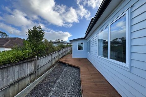 Photo of property in 18 Taurikura Way, Fairview Heights, Auckland, 0632