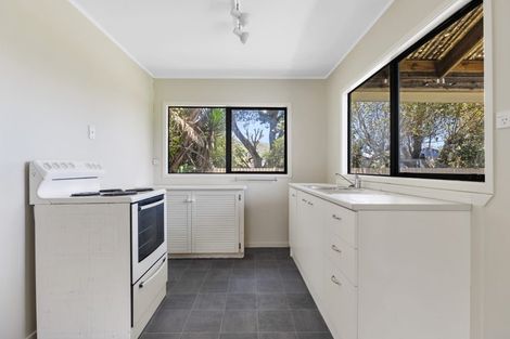 Photo of property in 1 Cordyline Road, Port Waikato, Tuakau, 2695