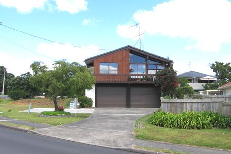 Photo of property in 1/9 Nigel Road, Browns Bay, Auckland, 0630