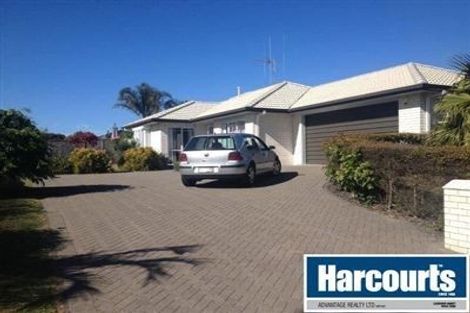 Photo of property in 49 Gravatt Road, Papamoa Beach, Papamoa, 3118