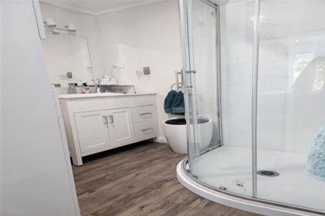 Photo of property in 20 Bennett Street, Waipawa, 4210