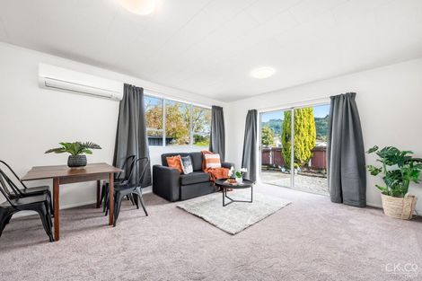Photo of property in 1/31 Gemstone Drive, Birchville, Upper Hutt, 5018