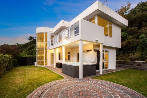 Photo of property in 6 Iona Place, Papakowhai, Porirua, 5024