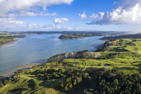 Photo of property in 164 Beatson Road, Whakapirau, 0583