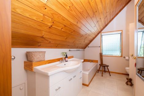 Photo of property in 33 Reeve Drive, Havelock North, 4130