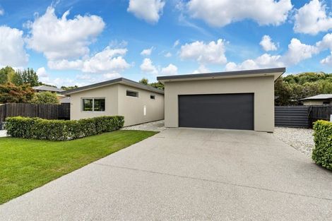 Photo of property in 47 Sylvan Street, Lake Hayes, Queenstown, 9304