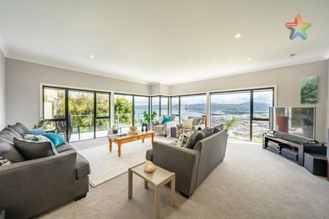 Photo of property in 69 Howard Road, Point Howard, Lower Hutt, 5013