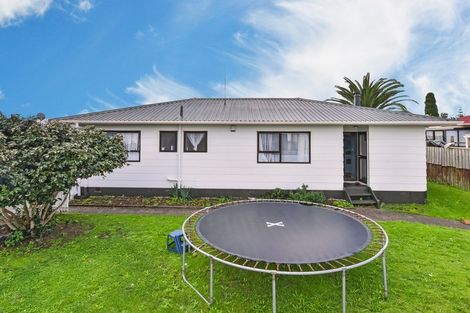 Photo of property in 1/6 Hatherley Place, Clendon Park, Auckland, 2103