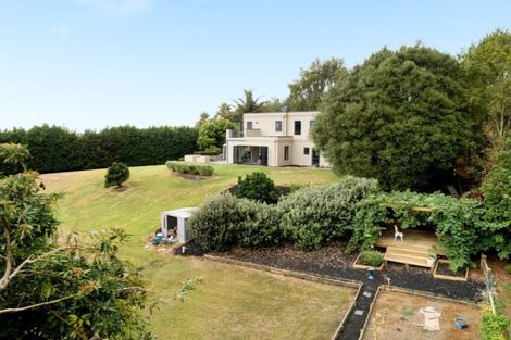 Photo of property in 16 Tupelo Place, Ohauiti, Tauranga, 3112