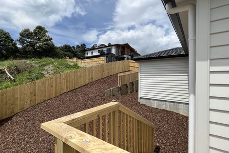 Photo of property in 8 Springhill Lane, Sunnyvale, Auckland, 0612