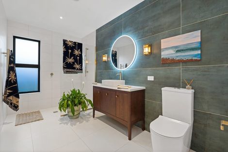Photo of property in 7 Taemai Place, Okura Bush, Albany, 0794