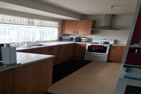 Photo of property in 33 Addison Drive, Glendene, Auckland, 0602