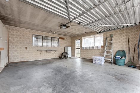 Photo of property in 1/10 Grove Road, Papakura, 2110