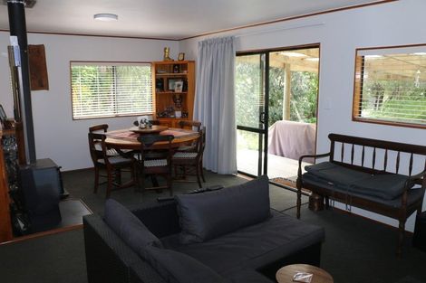 Photo of property in 1147 Kaiwaka-mangawhai Road, Mangawhai, 0975