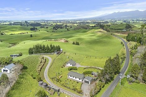 Photo of property in 489a Barrett Road, Omata, New Plymouth, 4374