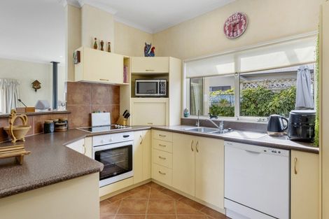 Photo of property in 21 Whetu Place, Nukuhau, Taupo, 3330
