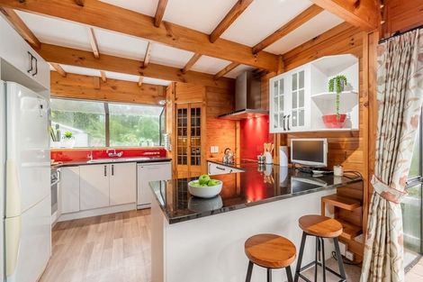 Photo of property in 74 Viewmont Drive, Harbour View, Lower Hutt, 5010