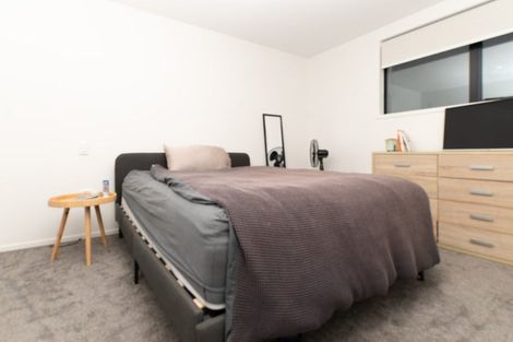 Photo of property in 2/24 Yeovil Road, Te Atatu Peninsula, Auckland, 0610