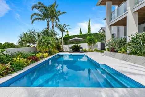 Photo of property in 2 Taumata Road, Castor Bay, Auckland, 0620