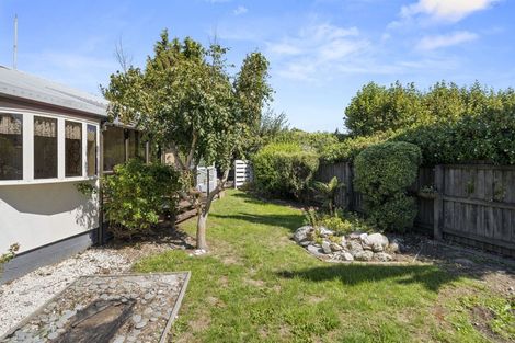 Photo of property in 16 Gilbert Street, Amberley, 7410