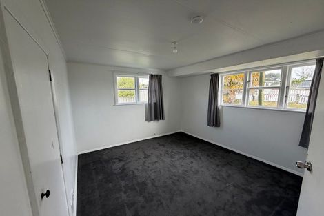 Photo of property in 66 Banks Street, Marfell, New Plymouth, 4310