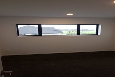 Photo of property in 168 Arran Point Parade, Orewa, 0931