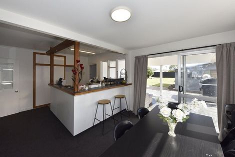 Photo of property in 105 Pages Road, Wainoni, Christchurch, 8061