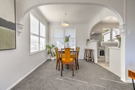 Photo of property in 17 Fitzroy Avenue, Fitzroy, Hamilton, 3206