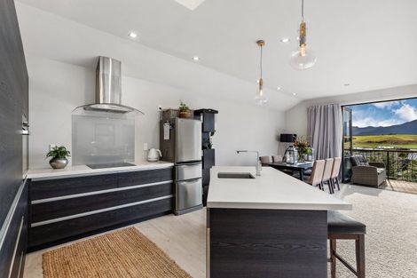 Photo of property in 31 Rannoch Drive, Jacks Point, Queenstown, 9371