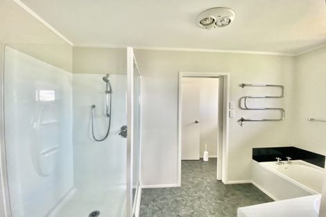 Photo of property in 179 Hobsonville Road, Hobsonville, Auckland, 0618