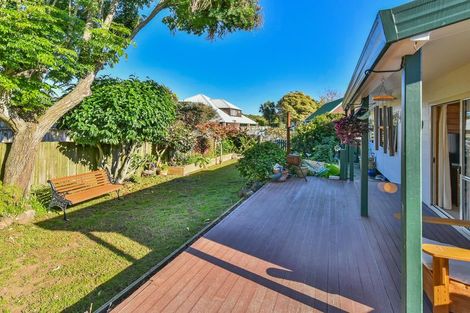 Photo of property in 1/133 Carnoustie Drive, Wattle Downs, Auckland, 2103