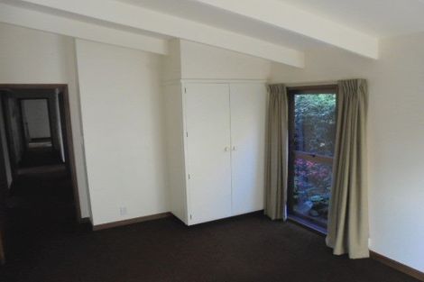 Photo of property in 5a Seapoint Road, Bluff Hill, Napier, 4110