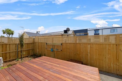 Photo of property in 2/23 Howe Street, New Brighton, Christchurch, 8083