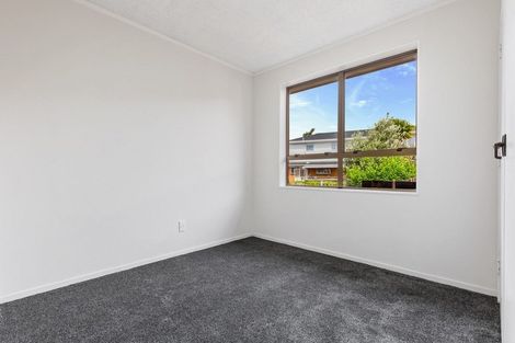 Photo of property in 2/13 Selwyn Road, Manurewa, Auckland, 2102