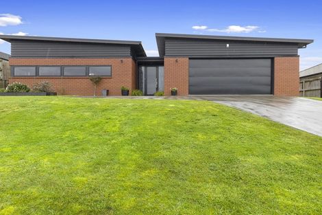 Photo of property in 17 Meadowview Drive, Morrinsville, 3300