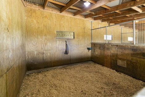 Photo of property in 33 Cable Road, Waimauku, 0881