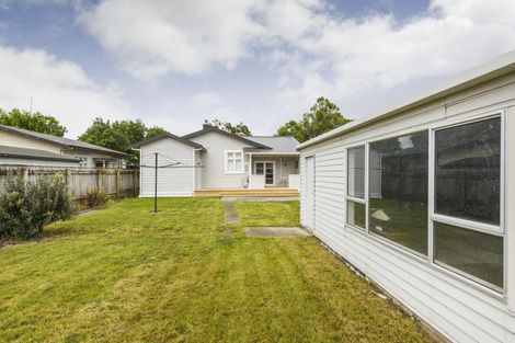 Photo of property in 9 Milverton Avenue, Hokowhitu, Palmerston North, 4410