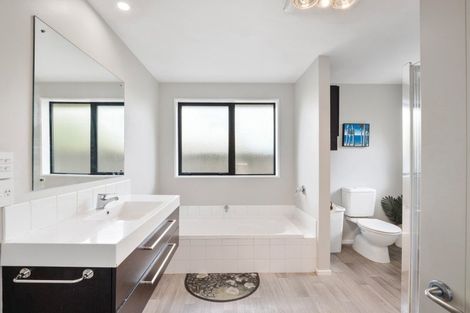 Photo of property in 20 Falconridge Place, Shirley, Christchurch, 8061