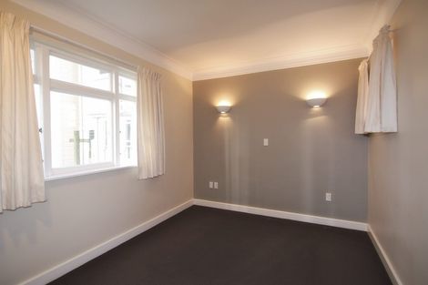 Photo of property in 20d Portland Crescent, Thorndon, Wellington, 6011