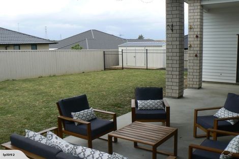 Photo of property in 120 Hillpark Drive, Pokeno, 2402