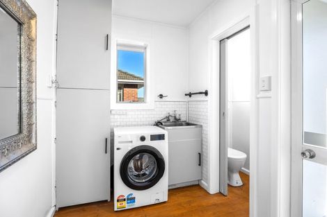 Photo of property in 1/156 Springs Road, Hornby, Christchurch, 8042