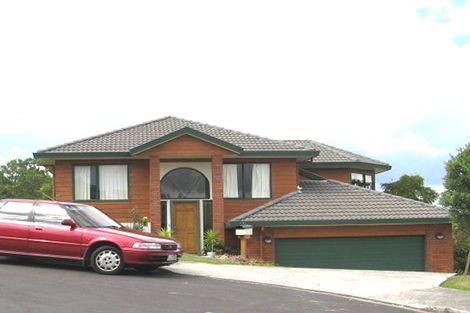 Photo of property in 11 Van Dyke Place, West Harbour, Auckland, 0618